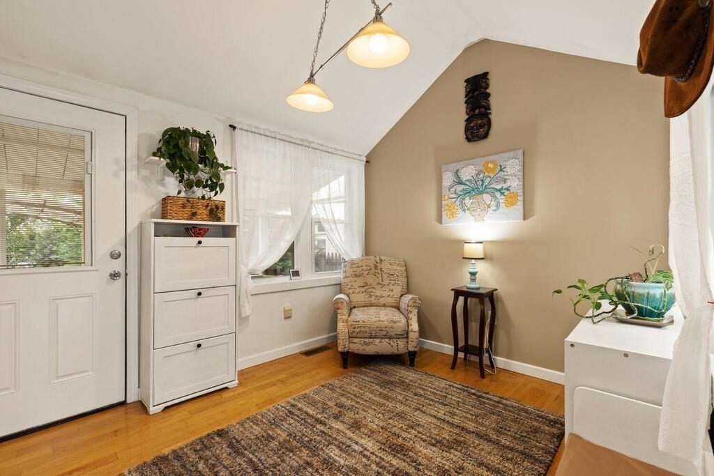 166 Bridle Road Billerica, MA 01821 - Photo 5 of 35 Gallery Image 5