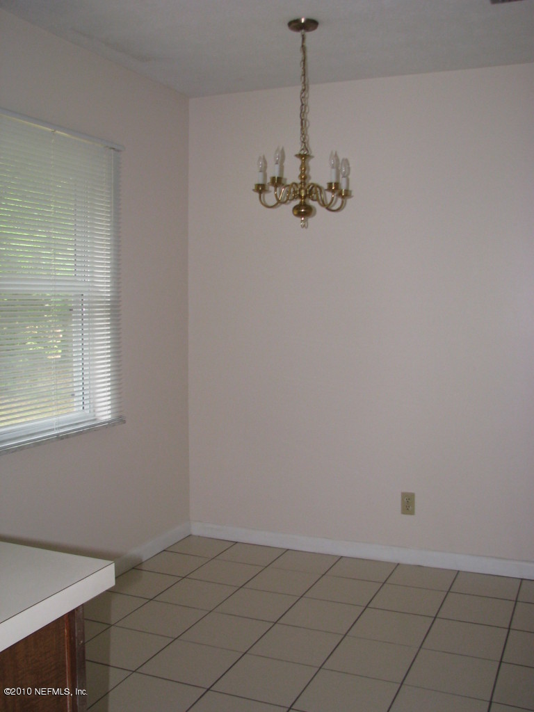 8208 Barracuda Road Jacksonville, FL 32244 - Photo 9 of 19 Nice Breakfast Area