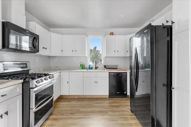 $995,000 | 3029 Chestnut Street, Oakland, CA 94608