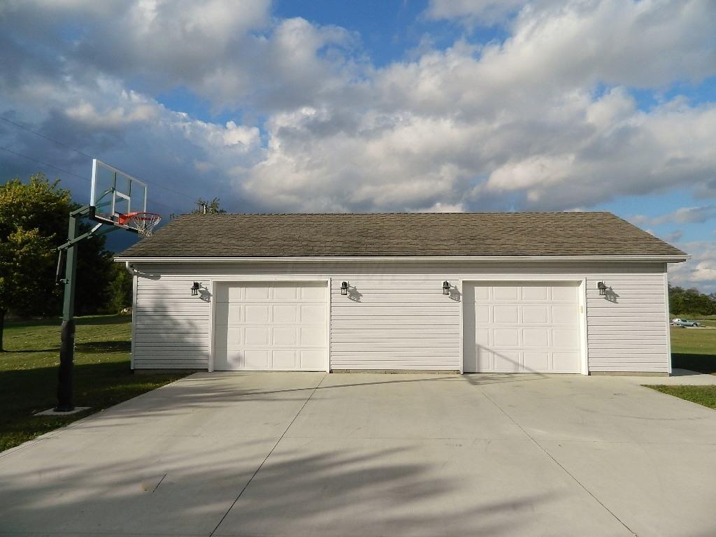 4100 Lithopolis Road Northwest Lancaster, OH 43130 - Photo 3 of 43 Gallery Image 3