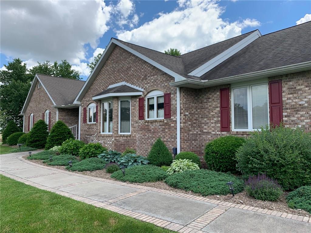 620 Enos Road Seymour, IN 47274 - Photo 2 of 17