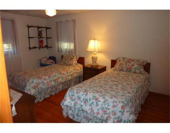 60 Rustic Lane Reading, MA 01867 - Photo 13 of 27 Gallery Image 13