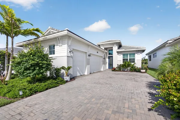 $825,000 | 5469 Hutchinson Way, Westlake, FL 33470