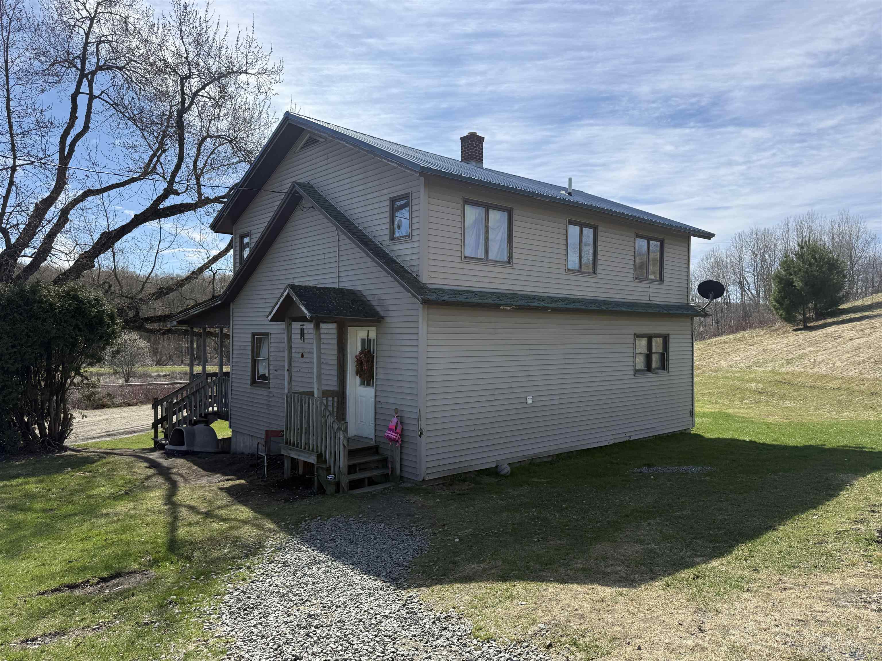 109 River Road Irasburg, VT 05860 - Photo 5 of 53