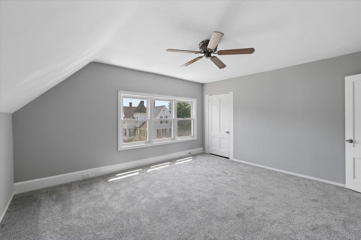 336 Spruce Street Manchester, NH 03103 - Photo 32 of 44