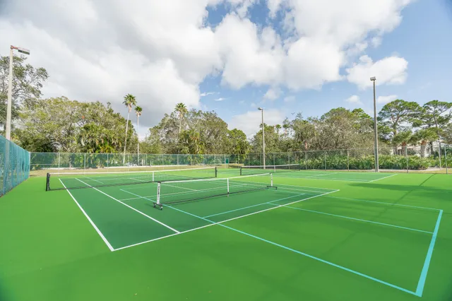 a view of a tennis court