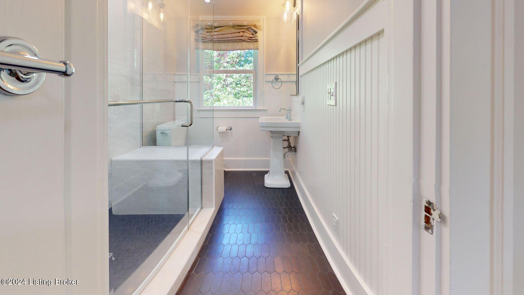 34 Hill Road Louisville, KY 40204 - Photo 27 of 63 photo_online_026