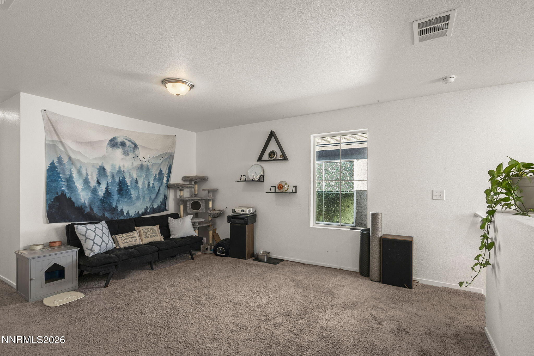 9526 Nautical Mile Road Reno, NV 89506 - Photo 15 of 20 15-web-or-mls-_DSC0477