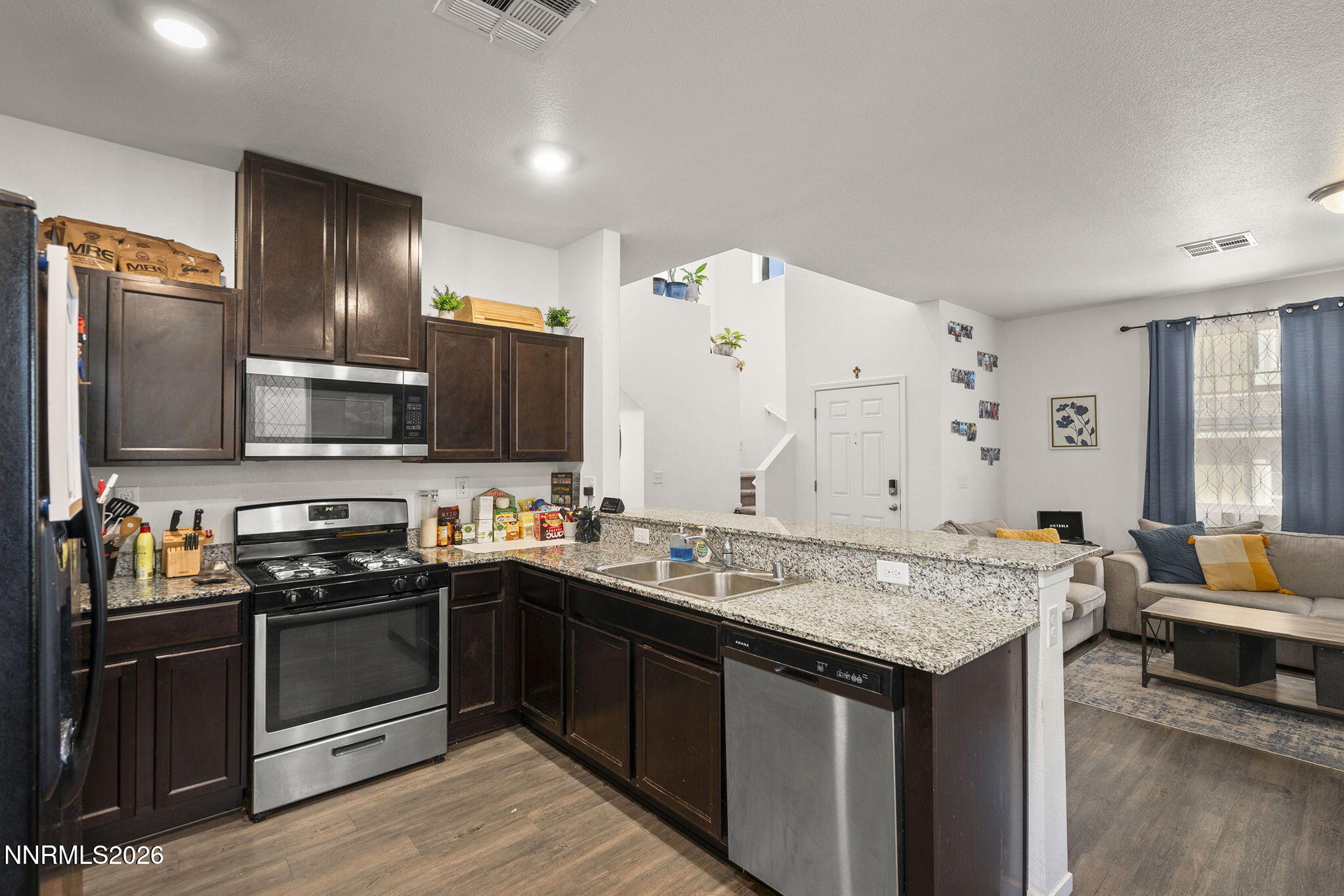 9526 Nautical Mile Road Reno, NV 89506 - Photo 10 of 20 10-web-or-mls-_DSC1259