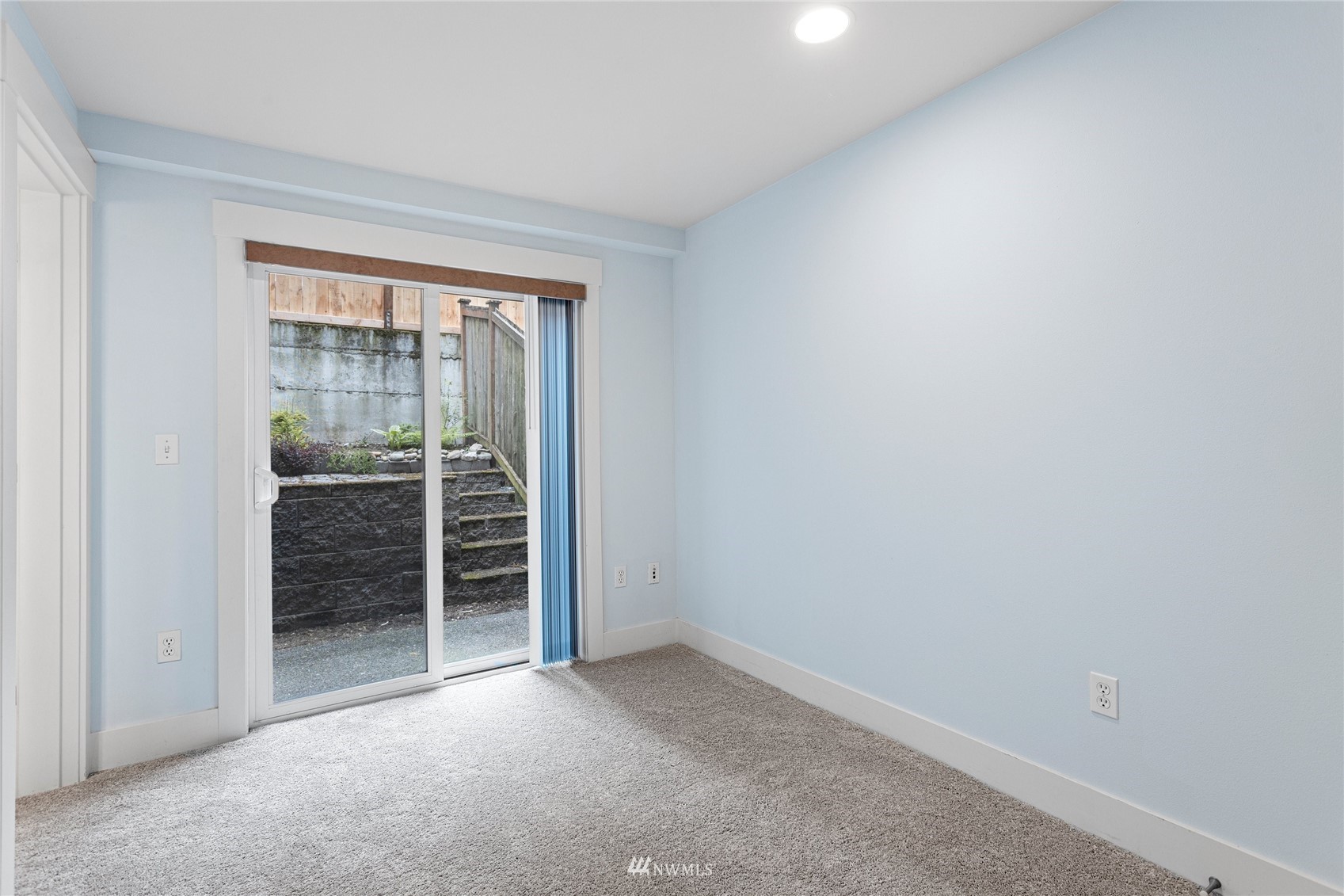 8811 Midvale Avenue North, Unit A Seattle, WA 98103 - Photo 25 of 28 Gallery Image 25