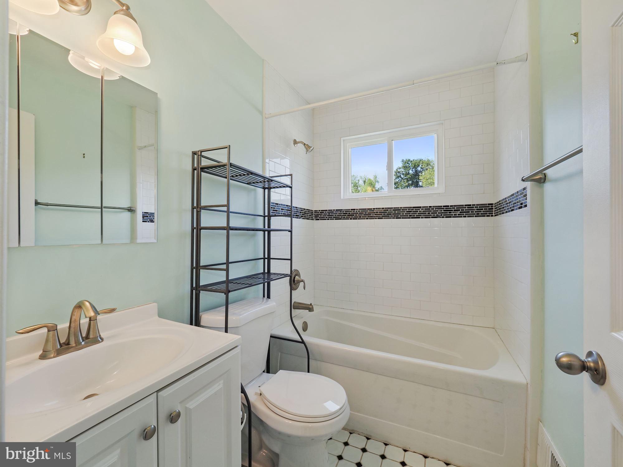 13113 Bluhill Road Silver Spring, MD 20906 - Photo 16 of 31