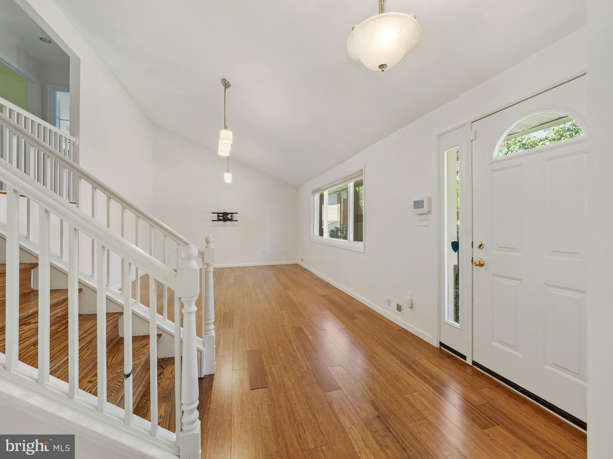 13113 Bluhill Road Silver Spring, MD 20906 - Photo 5 of 31