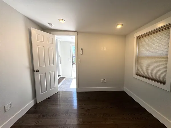 $2,000 | 142 Main Street, Unit 3, North Reading, MA 01864