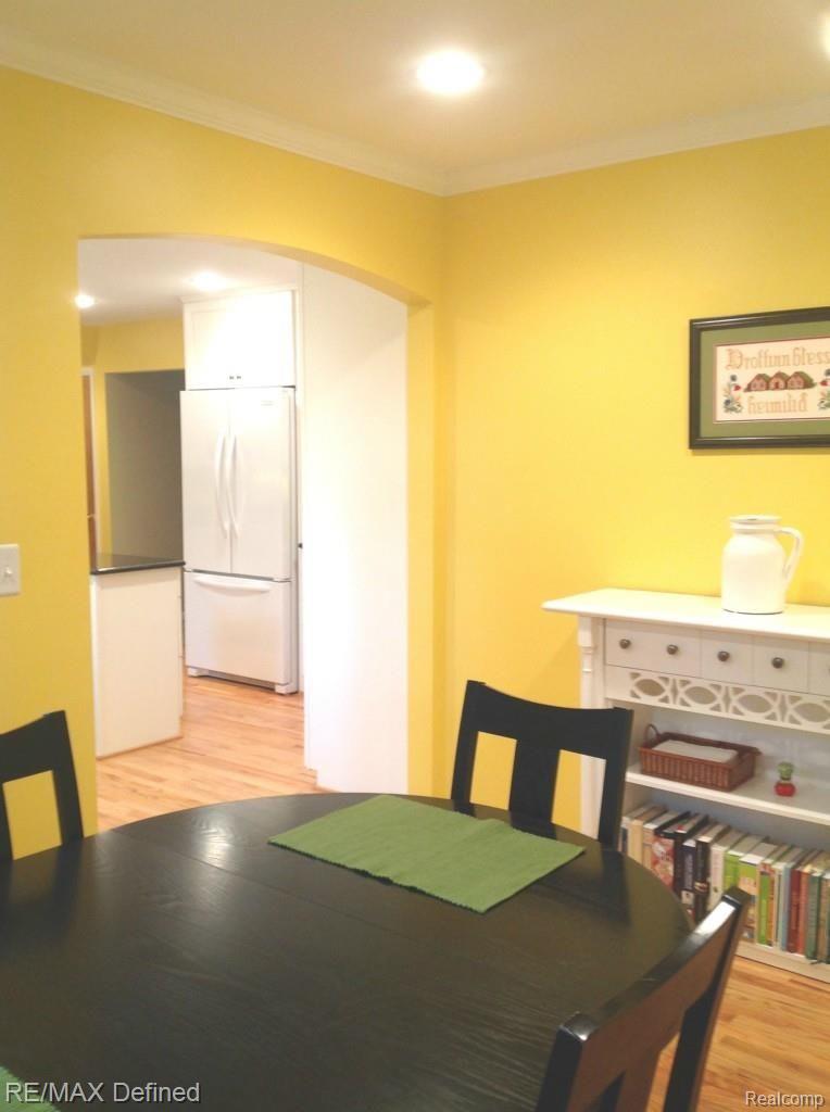 3543 Beach Road Troy, MI 48084 - Photo 9 of 31 IMG_0789.jpg