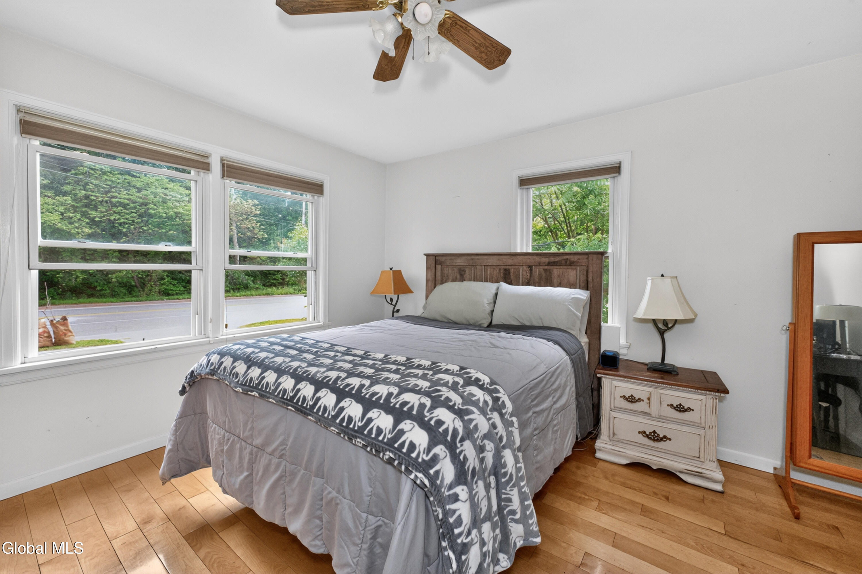 48 Schoolhouse Road Guilderland, NY 12203 - Photo 15 of 44 1 Apt Up 15