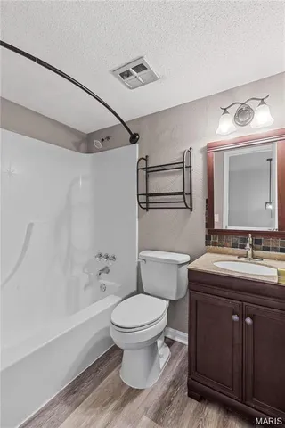 $189,900 | 2903 San Souci Drive, Unit 2903, Lake St. Louis, MO 63367