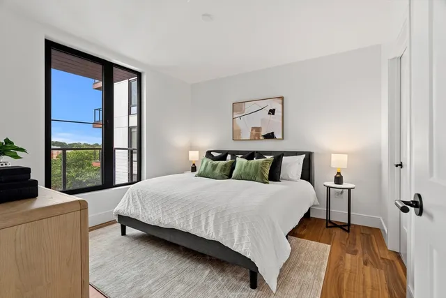 $999,000 | 1515 Commonwealth Avenue, Unit 614, Boston, MA 02135