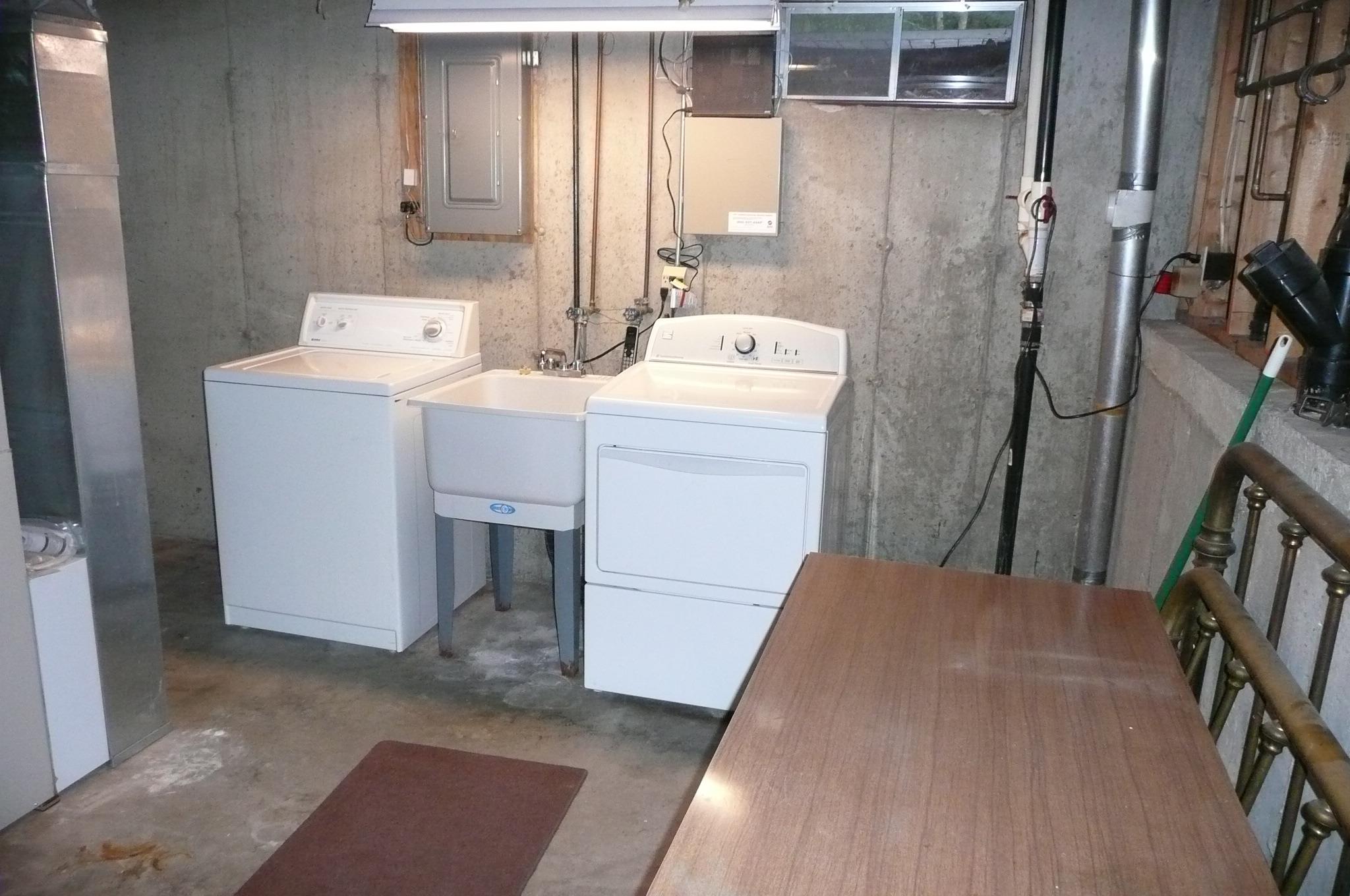 21700 Auten Road South Bend, IN 46628 - Photo 21 of 27 Gallery Image 21
