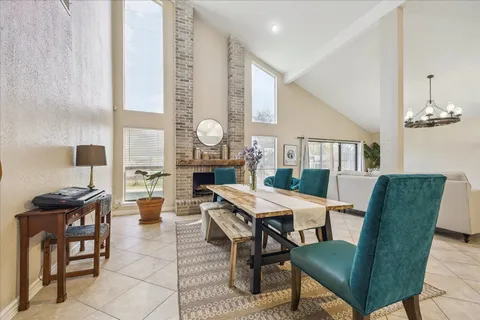 a view of a livingroom with furniture and window