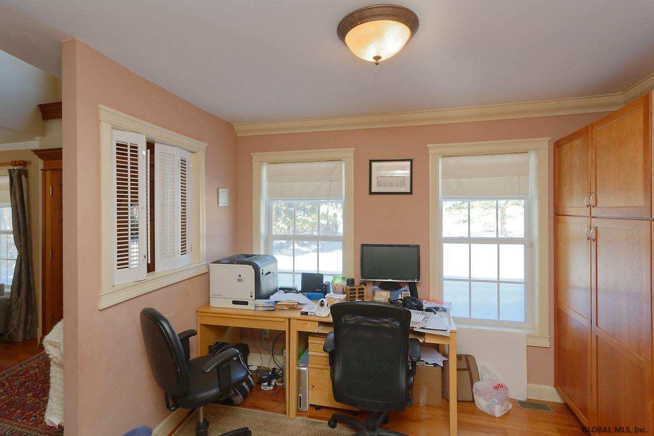 246 Cronin Road Queensbury, NY 12804 - Photo 4 of 25 Photo 4
