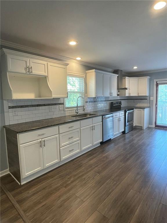 1833 Phillips Avenue East Point, GA 30344 - Photo 5 of 22