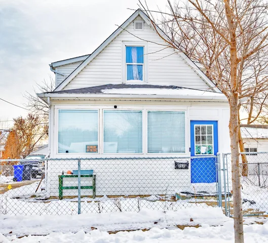 $247,500 | 366 Topping Street, St. Paul, MN 55117