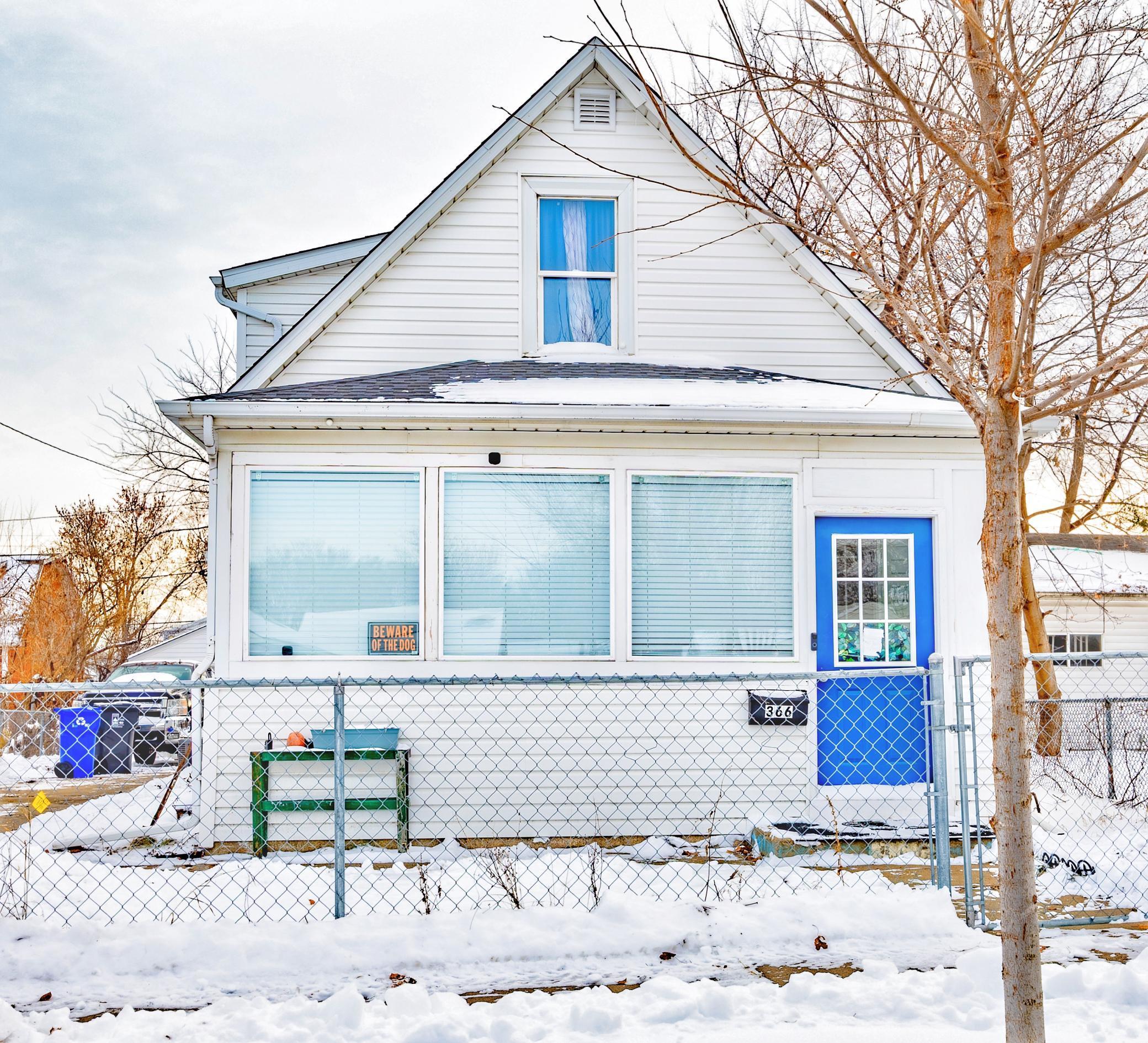 366 Topping Street St. Paul, MN 55117 - Photo 2 of 10