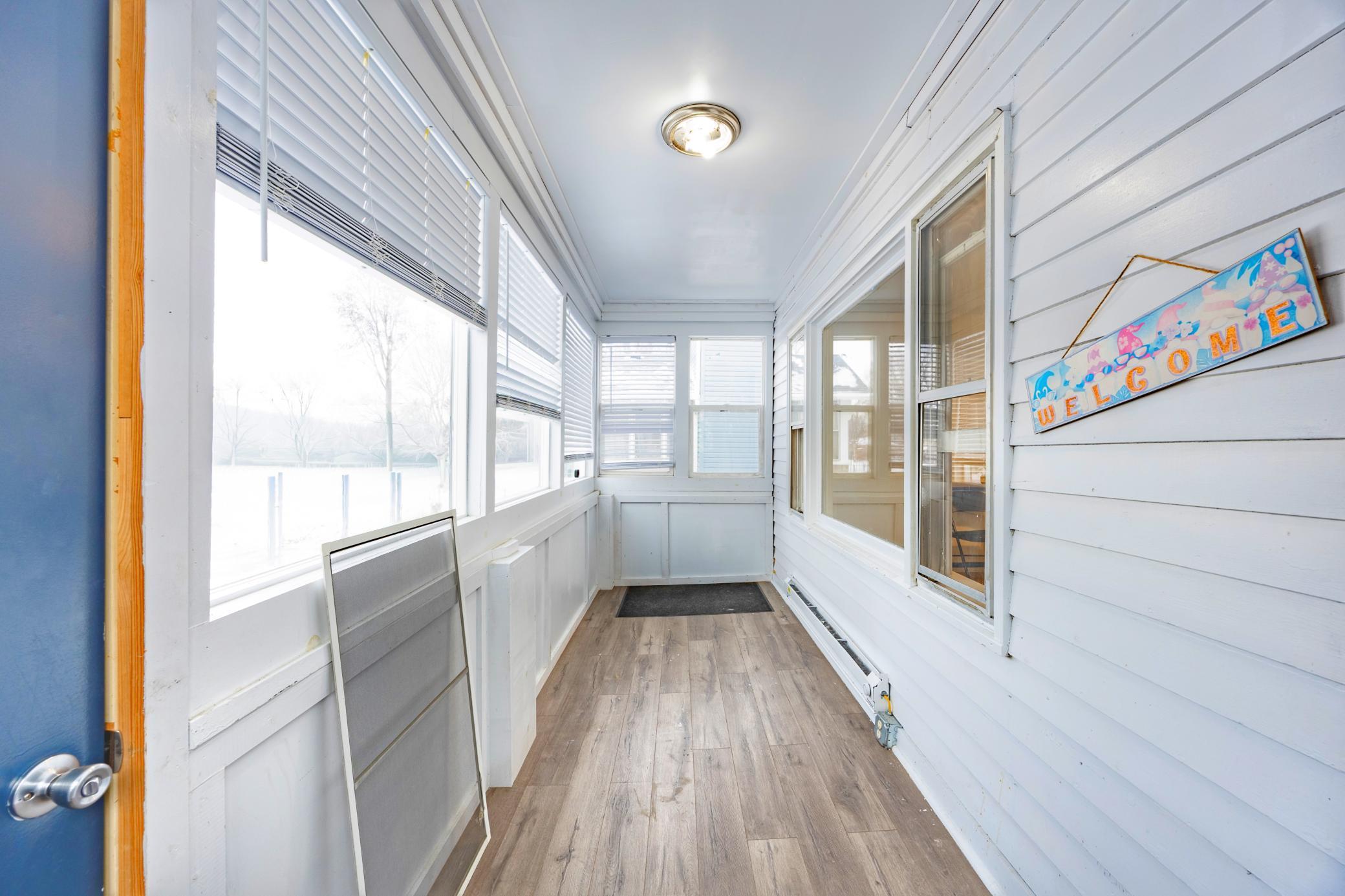 366 Topping Street St. Paul, MN 55117 - Photo 3 of 10