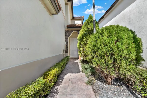 $3,500 | 9243 Southwest 227th Terrace, Unit 9243, Cutler Bay, FL 33190