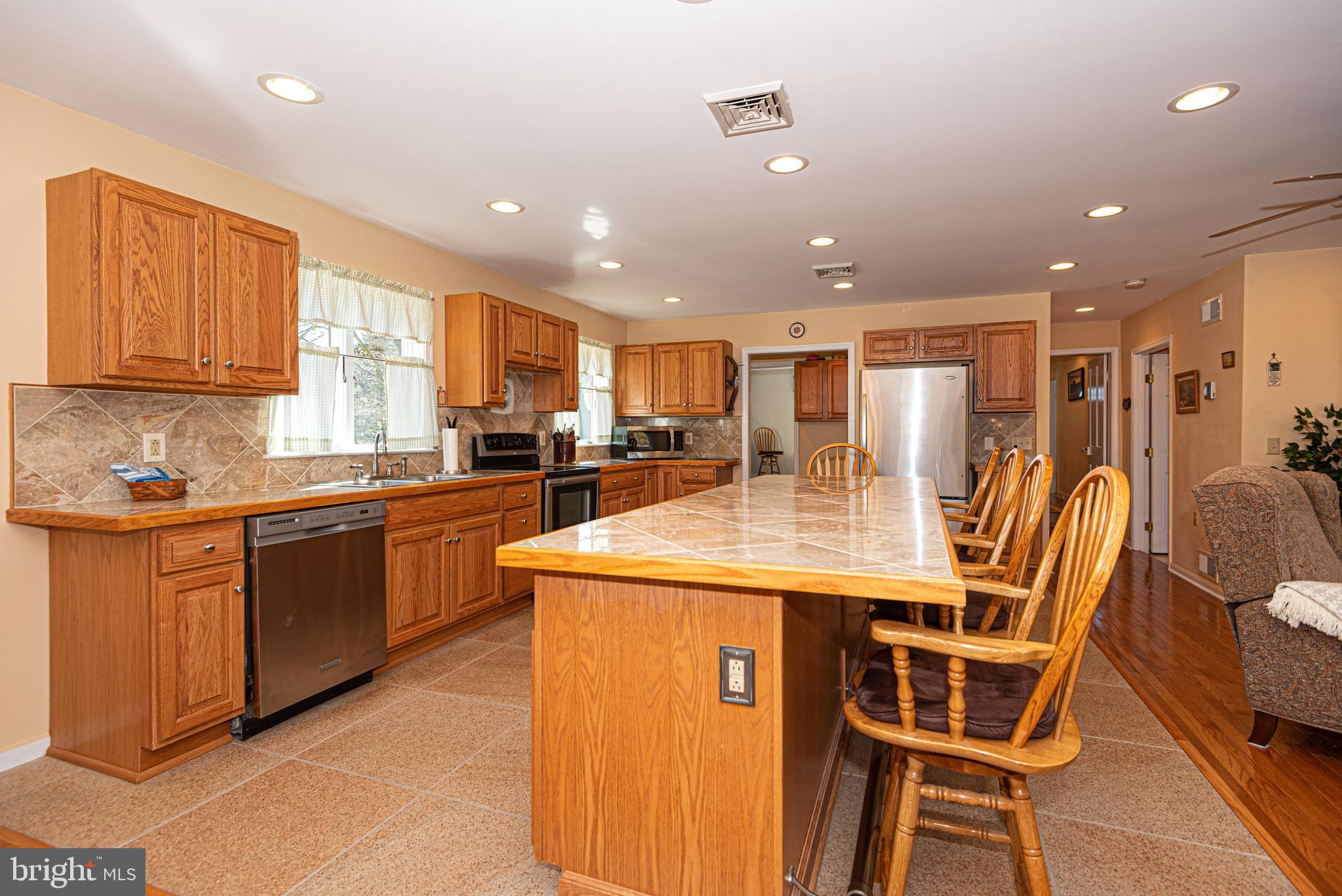 28966 Revells Neck Road Westover, MD 21871 - Photo 7 of 104 Gallery Image 7