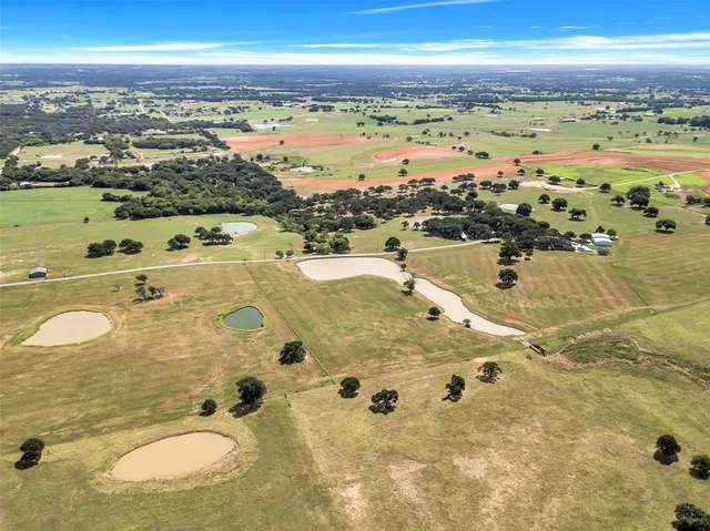 $2,400,000 | 1071 County Road 4680, Boyd, TX 76023