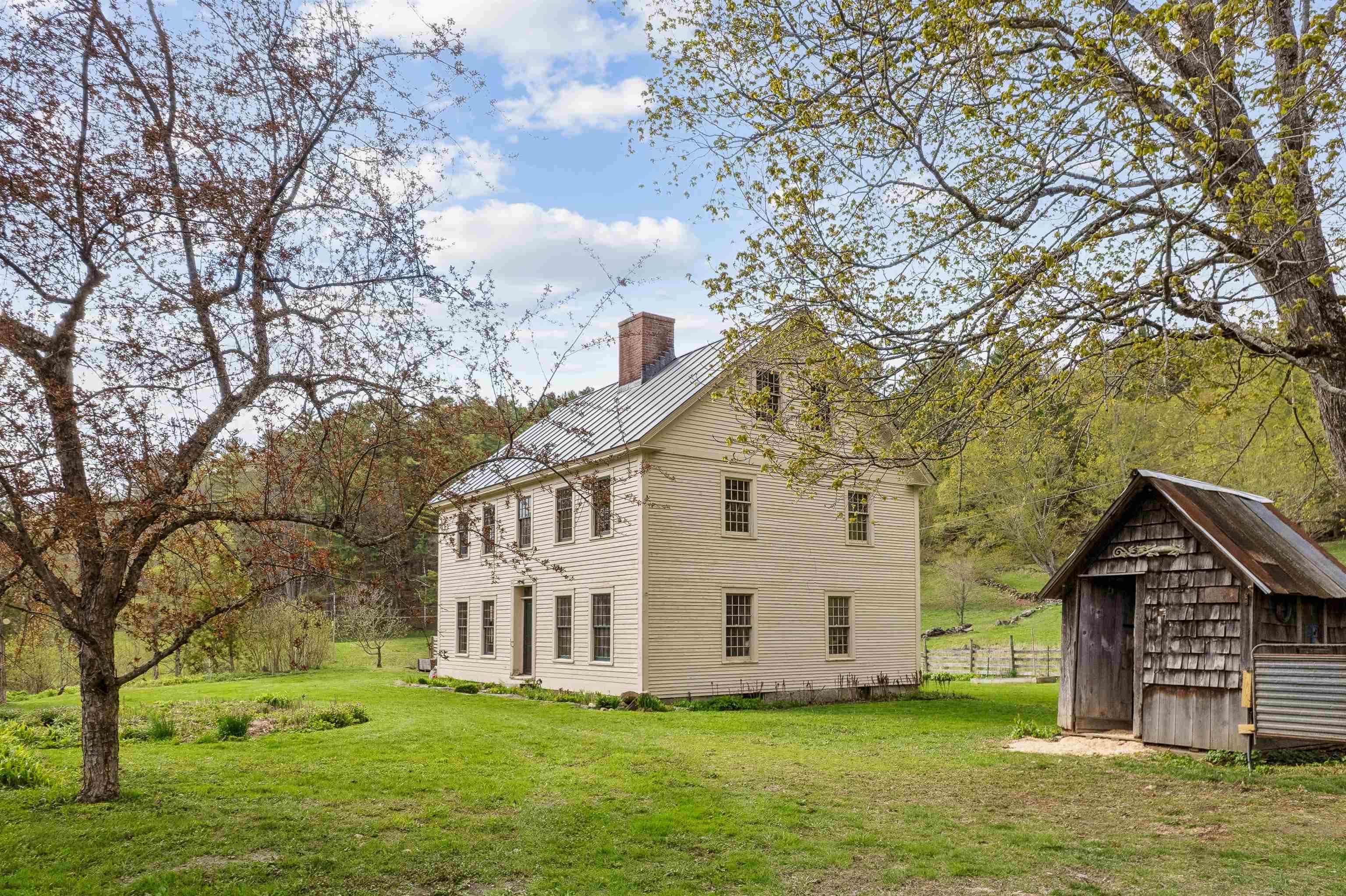 77 Kibling Hill Road Tunbridge, VT 05077 - Photo 2 of 50
