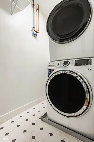 $440,000 | 430 North Park Avenue, Unit 412, Indianapolis, IN 46202