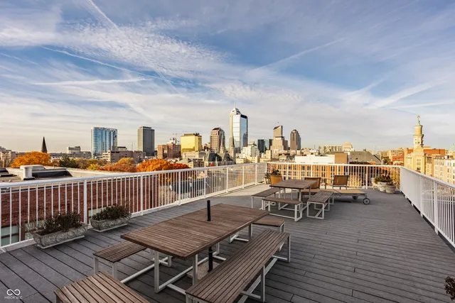 $440,000 | 430 North Park Avenue, Unit 412, Indianapolis, IN 46202