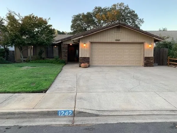 $479,000 | 1242 River Bluff Drive, Oakdale, CA 95361