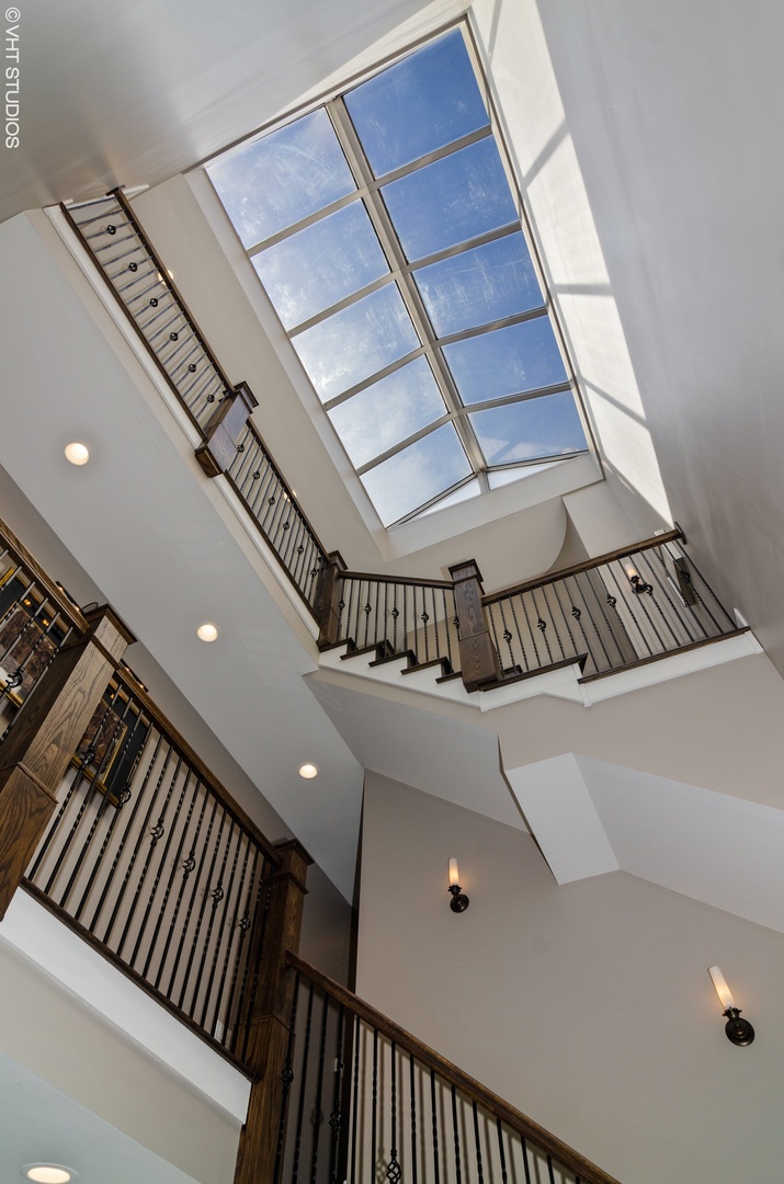 2224 North Wayne Avenue Chicago, IL 60614 - Photo 11 of 19