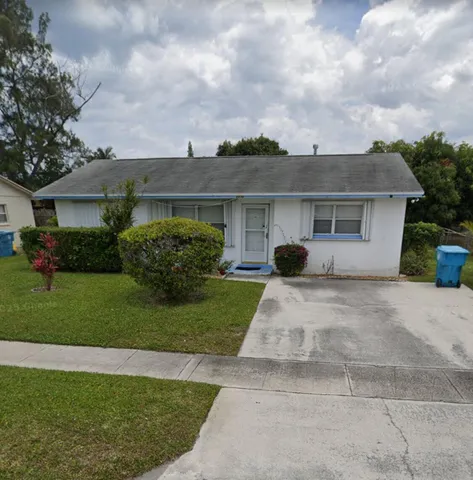 $330,000 | 2030 Northeast 1st Lane, Boynton Beach, FL 33435