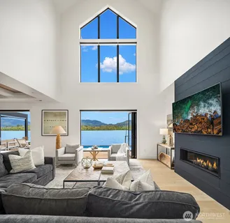 $6,998,000 | 4233 East Lake Sammamish Shore Lane Southeast, Sammamish, WA 98075