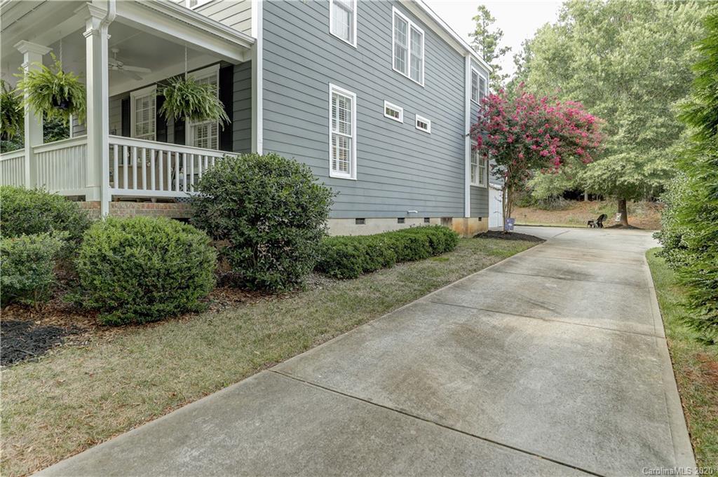 3288 Richard's Crossing Fort Mill, SC 29708 - Photo 28 of 36 a view of a house with backyard and garden