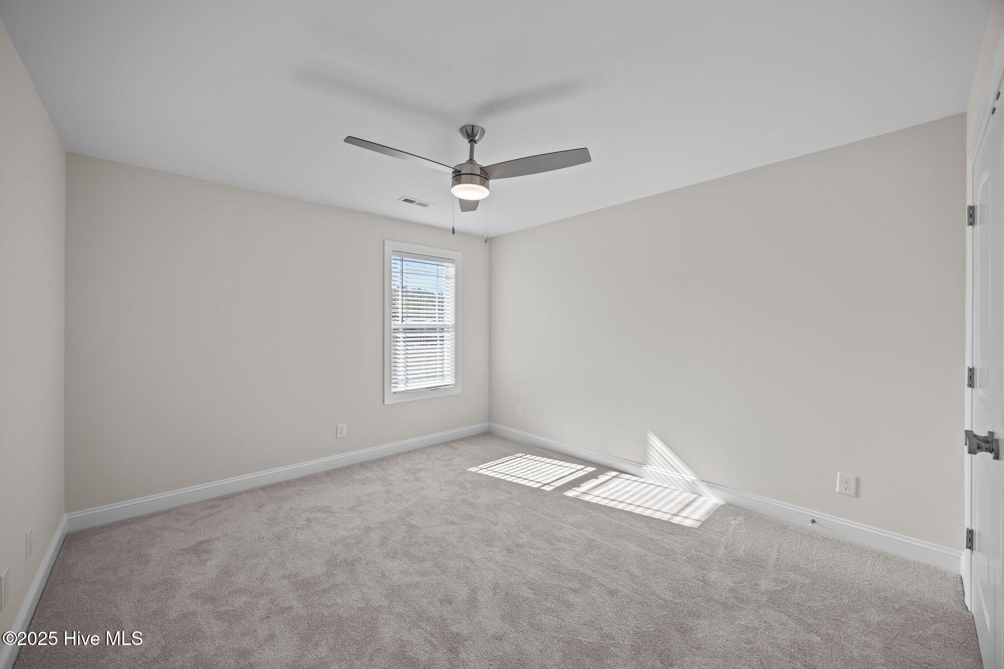4301 Laurel Rdg Drive, Unit A Greenville, NC 27834 - Photo 17 of 38 17-web-or-mls-BLS_0039