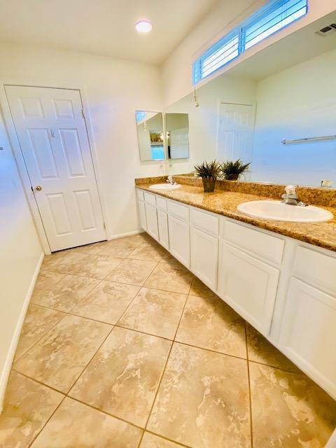 68190 Modalo Road Cathedral City, CA 92234 - Photo 25 of 36 Modalo_guest bath2