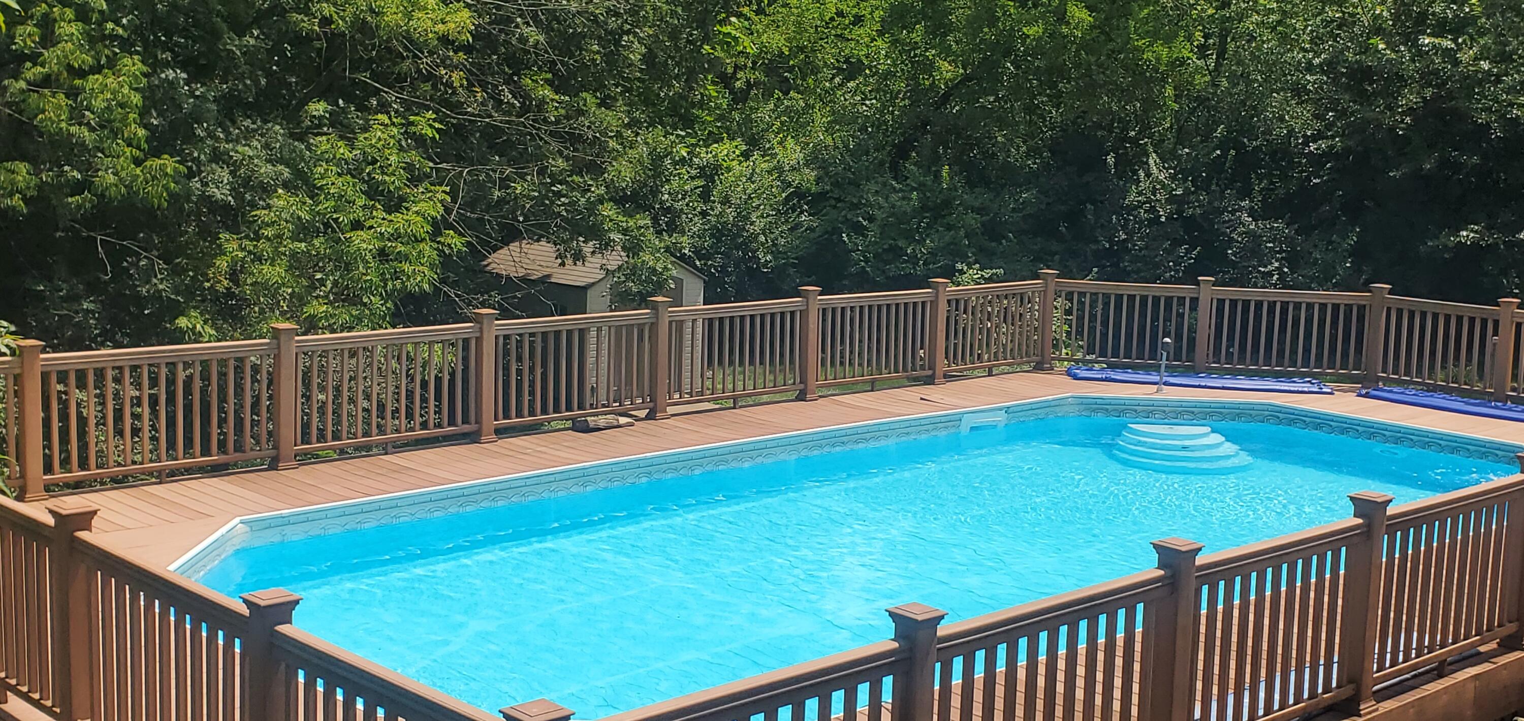 8049 West 85th Court Crown Point, IN 46307 - Photo 11 of 50 a balcony with view of a swimming pool