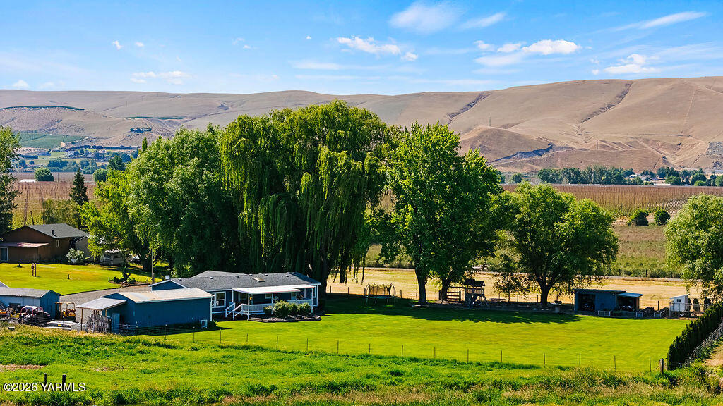 4421 Bell Road Yakima, WA 98901 - Photo 43 of 44 4421BellRdAerials-9copy