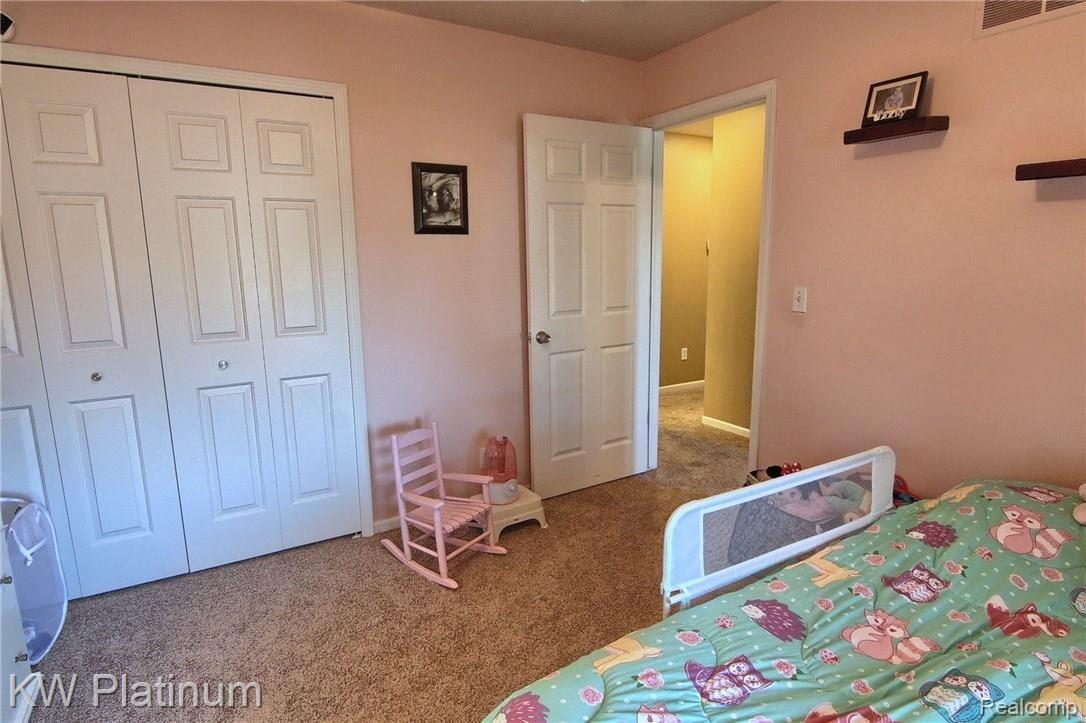 49314 Monte Road New Baltimore, MI 48047 - Photo 14 of 29 2nd_Bedroom_2nd_View.jpg