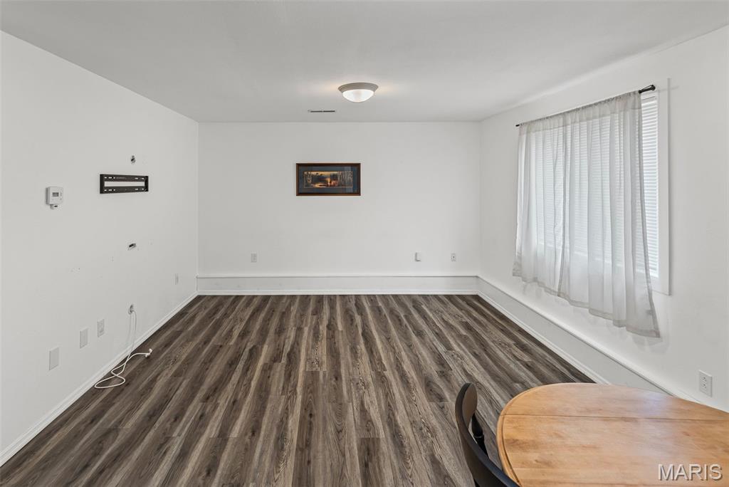 1623 Gerber Road Edwardsville, IL 62025 - Photo 8 of 32 Gallery Image 8