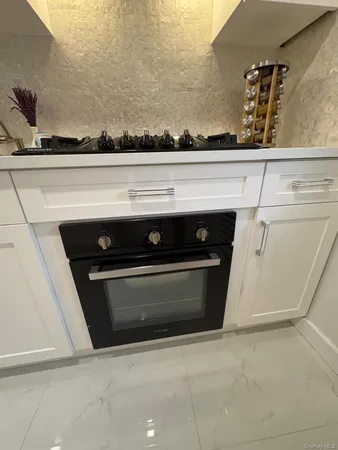 a close view of a stove