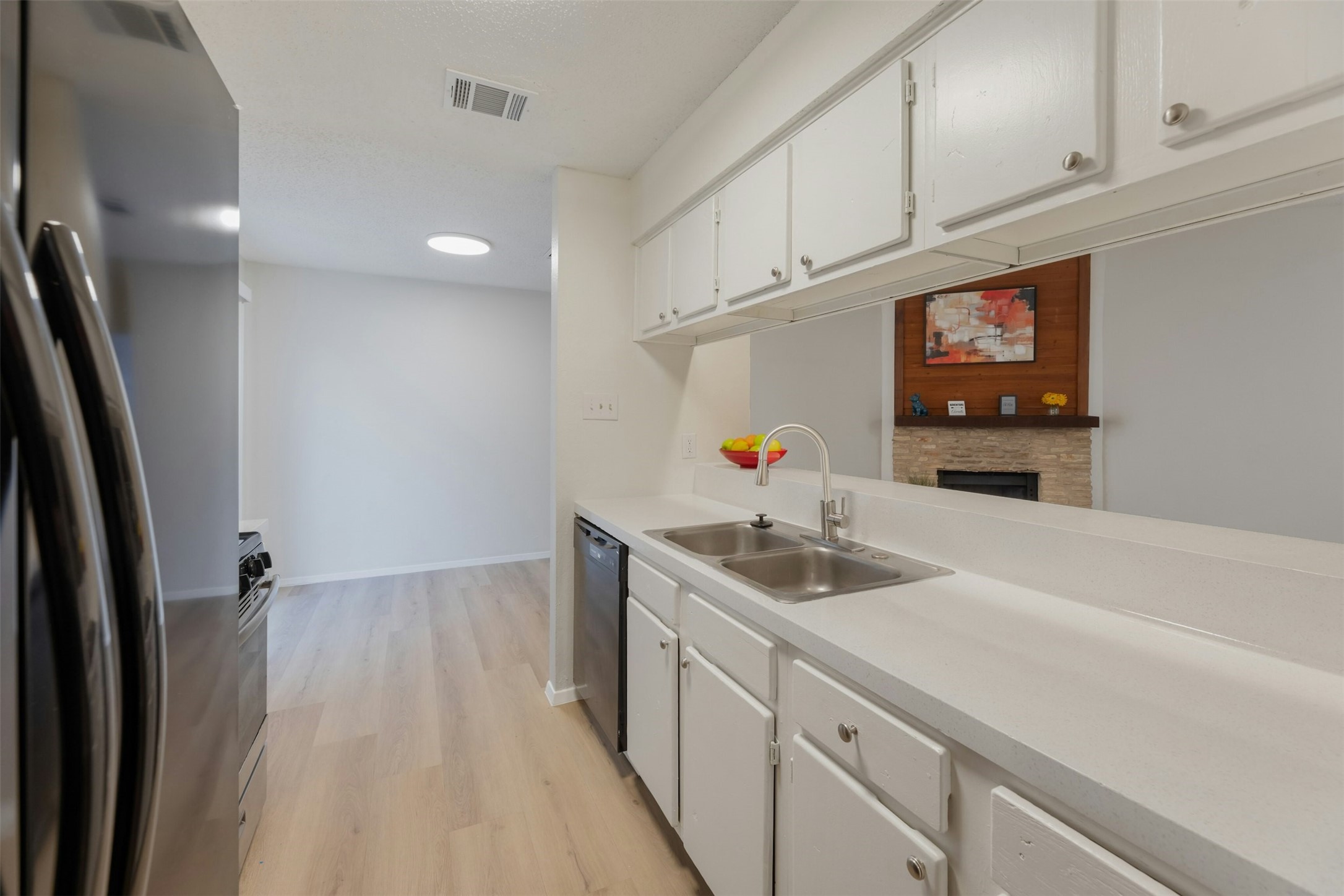 11603 Walnut Ridge Drive, Unit B Austin, TX 78753 - Photo 13 of 22