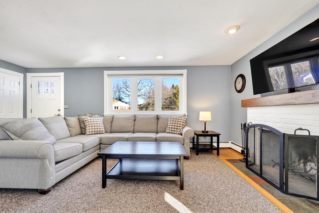 25 Edward Street Canton, MA 02021 - Photo 3 of 41