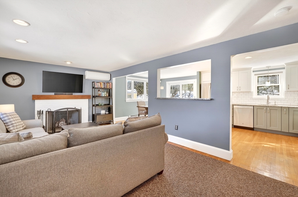 25 Edward Street Canton, MA 02021 - Photo 6 of 41