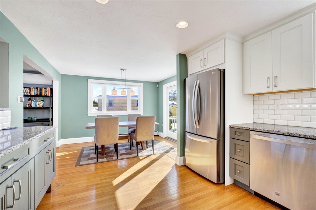 25 Edward Street Canton, MA 02021 - Photo 9 of 41